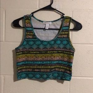 Crop top